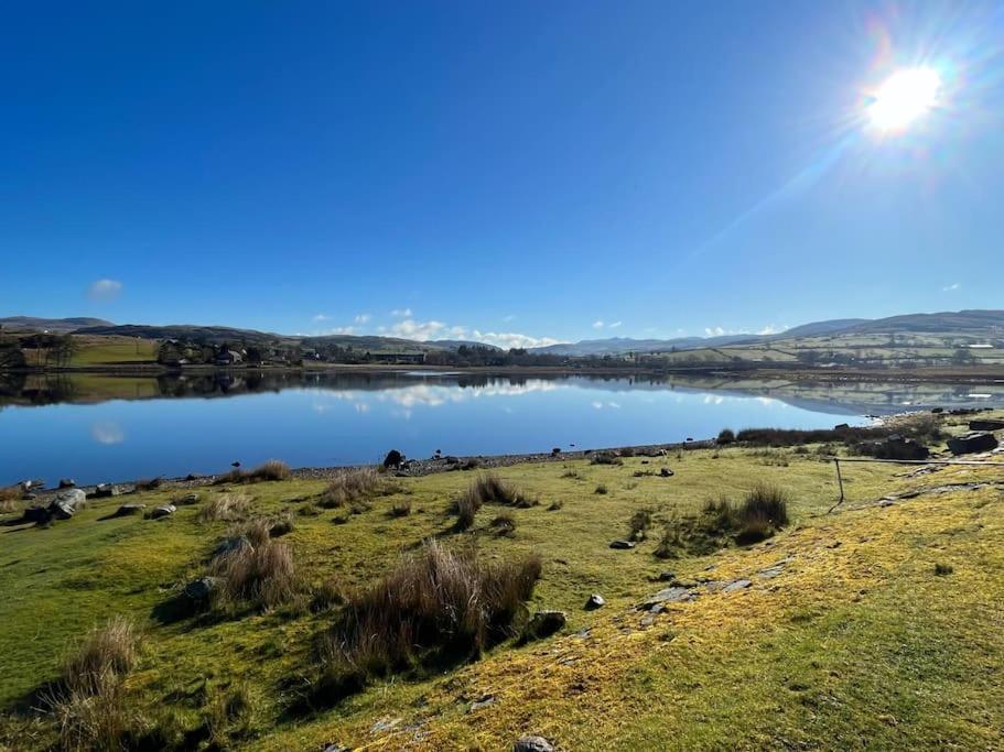 Snowdonia Escape Villa Trawsfynydd Exteriör bild